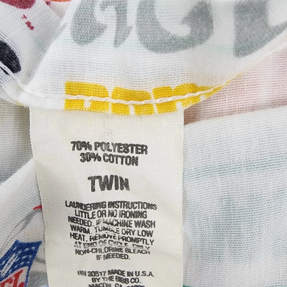 2 Vintage NFL Bed Flat Sheet Football Team Twin 70 80's Bed Sheet‎ Retired Teams